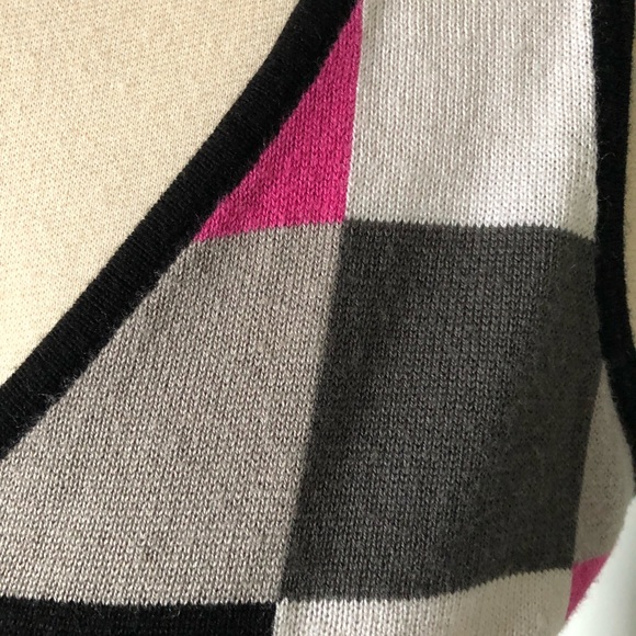 Taifun Collection Sleeveless V-Neck Checkered Knit Sweater Blouse - Picture 3 of 16